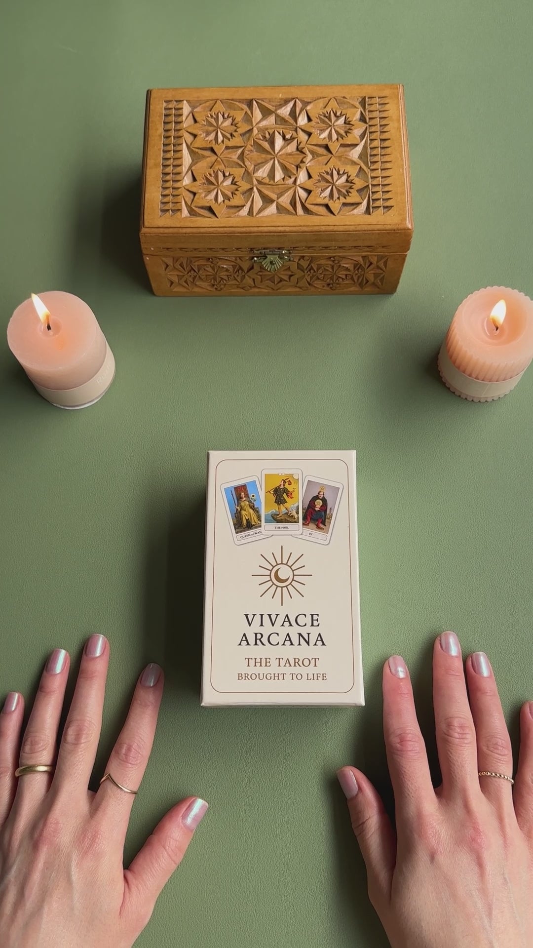 Vivace Arcana Tarot Deck - 78 Photographic Tarot Cards - Modern Symbolic Tarot for Beginners, Collectors & Creatives